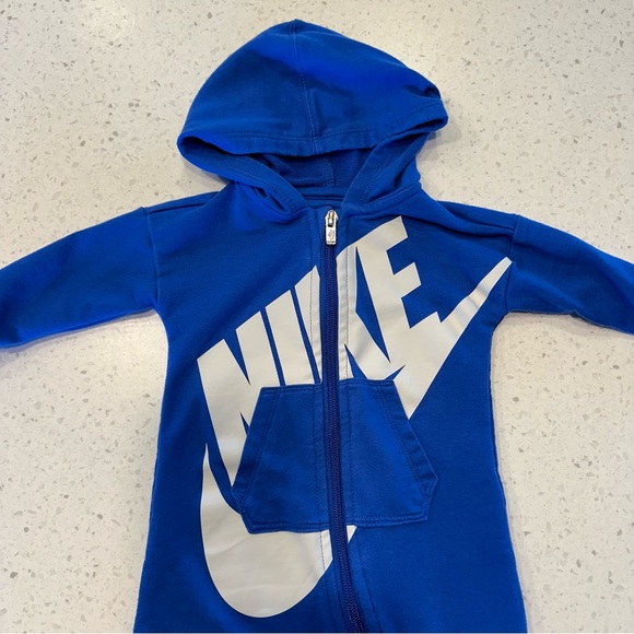 Nike Full Zip Jumper - Picture 2 of 5